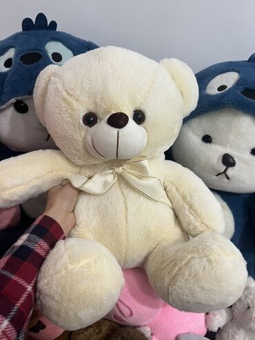 коврик для малышей: Мягкие игрушки НОВЫЕ ДЕШЕВО Многие с этикетками цена от 50 сом большие