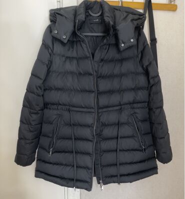 Женская одежда: Женская куртка S (EU 36), цвет - Черный