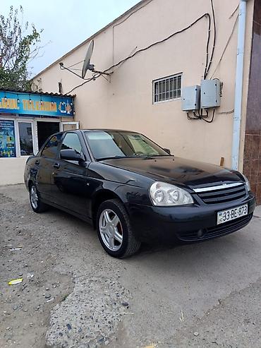 1 64: VAZ (LADA) Priora: 1.6 l | 2008 il 330000 km Sedan — 1
