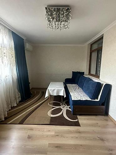 binə ev satisi: Avtovagzal metrosunun yax 5 mertebeli binanin 1 ci merteebsinde 3 — 8