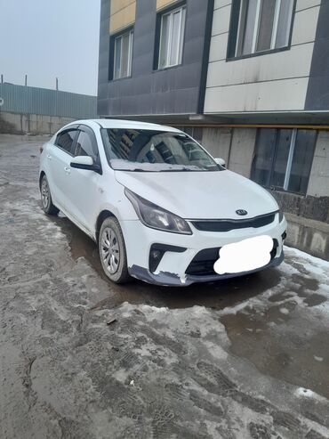 рав 4 2017: Kia Rio: 2017 г., 1.6 л, Автомат, Бензин