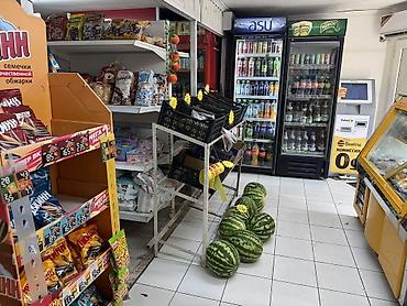 Аренда магазинов: Достук Сдается продуктовый магазин Площадь: 50м2 С оборудованием — 9