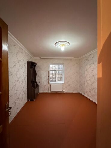 Həyət evləri və villaların satışı: Salam Ev Binədə piryezdən keçəndən sonra sol mələdə yolunda yerləşir — 7