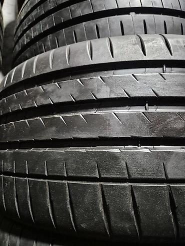 Təkərlər: Michelin təkərləri 265/40 R21 Təkərlər çox az istifadə olunub, demek — 1