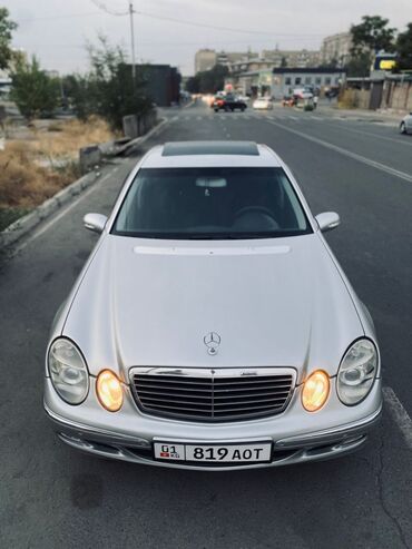 меняю дом на машину: Mercedes-Benz E-Class: 2003 г., 5 л, Автомат, Бензин, Седан