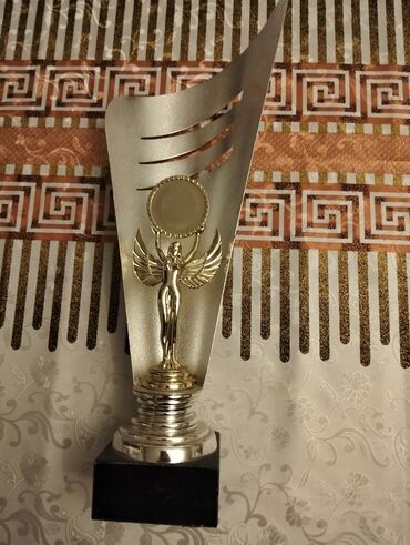 Digər içki üçün qablar: Kubok satılır — 2