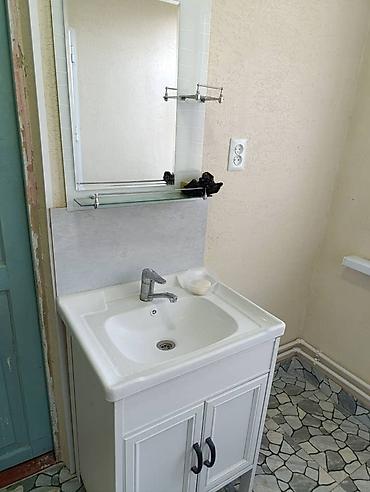 Продажа коттеджей и домов: Продаётся дом в Узгене. Площадь участка 10 соток, дом 150 кв.м. Дом — 7