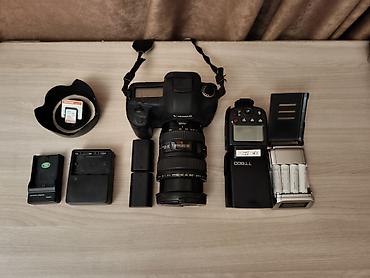 digital camera: Комплект для фото- и видеосъёмки Canon Состав: - Полноформатная — 1