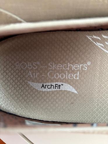 Tuflilər: Skechers brendinin "BOBS" seriyasından bej rəngli qadın sürüşmə — 2