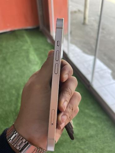 Apple iPhone: IPhone 13, 128 GB, Ağ, Simsiz şarj — 2