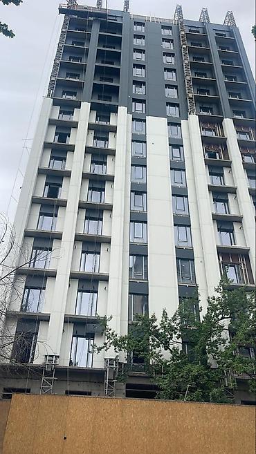 3 комнаты, 122 м², Золотой квадрат Элитка, 10 этаж