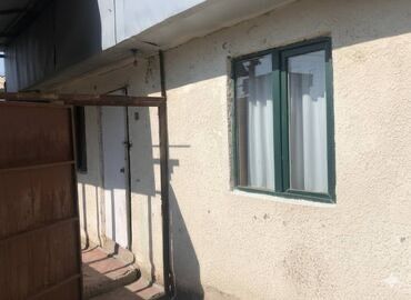 сдаю дом долгосрочное: 60 м², 2 комнаты, Подвал, погреб, Забор, огорожен