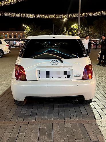 corolla levin: Toyota Ist: 2004 г., 1.5 л, Бензин, Хэтчбэк — 4
