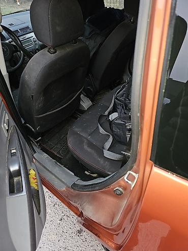 Mazda: Mazda 2: 2003 г., Механика — 4