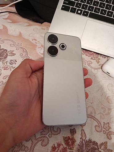 poco c65: Смартфон POCO (серебристый цвет), плоские грани и матовая задняя — 1