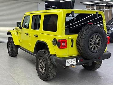 св: Jeep Wrangler: 2022 г., 6.4 л, Автомат, Бензин, Внедорожник — 2