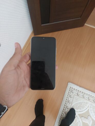 сотовый телефон fly ts113: Redmi not 8 işdiyirdi öz özünə söndü.ona görə ucuz qoymuşam