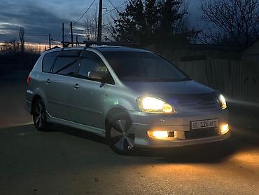 toyota celika: Toyota Ipsum: 2003 г., 2.4 л, Автомат, Газ, Минивэн — 5