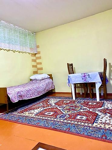 комната аренда: Orta temirli heyet evidi astanofkaya yaxin evdi. ev yalniz xanimlara — 3
