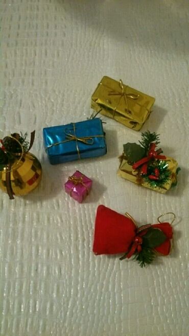 Bayram üçün digər mallar: Новогодние украшения. Есть еще елочные игрушки. Чтобы посмотреть все -da lalafo.az — 8 Bayram üçün digər mallar: Новогодние украшения. Есть еще елочные игрушки. Чтобы посмотреть все — 8