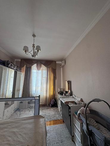 Квартиры: 3 комнаты, 76 м², Сталинка, 2 этаж — 4
