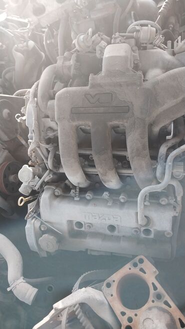 маз ивановец: Бензиновый мотор Mazda 1992 г., 2.5 л, Б/у