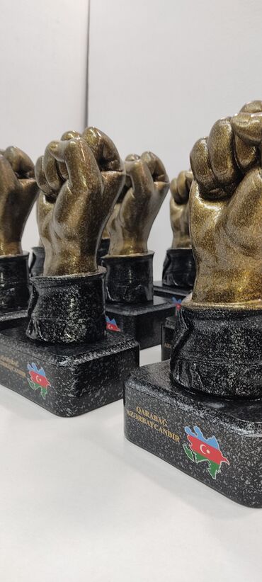 Heykəlciklər: Azərbaycanın zəfərini, azərbaycan xalqıqnın birliyini özündə əks — 4