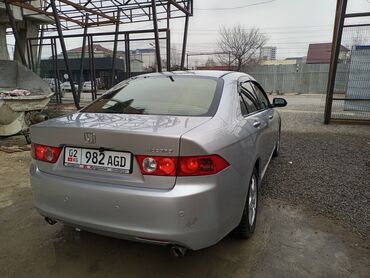 автомобиль в кредит без первоначального взноса: Honda Accord: 2004 г., 2.4 л, Типтроник, Бензин, Седан