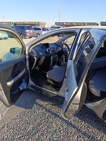 ist: Toyota Ist: 2003 г., 1.3 л, Автомат, Бензин, Хэтчбэк — 3