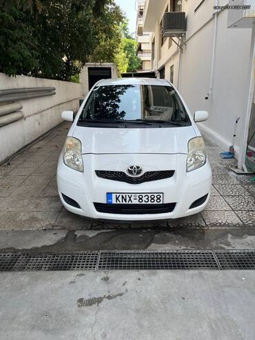 Toyota: Toyota Yaris: 1.3 l. | 2010 έ. Χάτσμπακ — 26