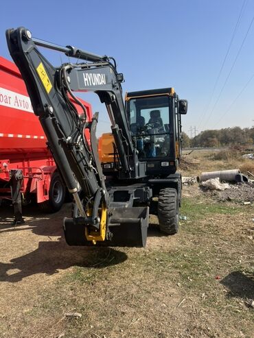 багажник паджеро: Экскаватор, Hyundai, Дөңгөлөктүү