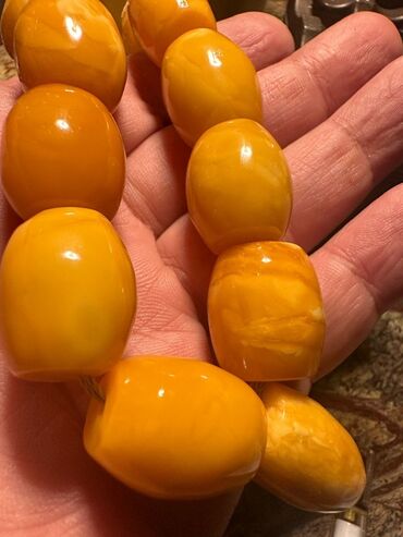 Təsbehlər: Antik Qedimi Mercan Kehrebalarin alişi ve satişi — 11