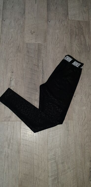 Gornji i donji deo: Nike, M, Jednobojni, bоја - Bela na lalafo.rs — 3 Gornji i donji deo: Nike, M, Jednobojni, bоја - Bela — 3