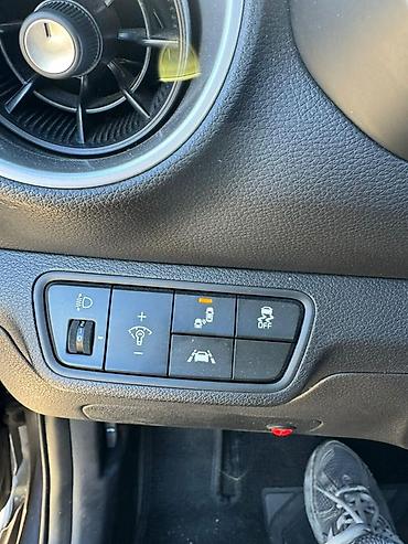 Kia: Kia K3: 2019 г., 1.6 л, Автомат, Бензин, Хэтчбэк — 16