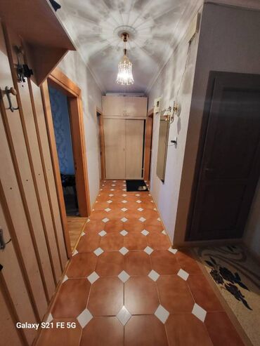 Köhnə tikili: Bakı, 4 otaqlı, Köhnə tikili, m. Həzi Aslanov, 110 kv. m -da lalafo.az — 9 Köhnə tikili: Bakı, 4 otaqlı, Köhnə tikili, m. Həzi Aslanov, 110 kv. m — 9