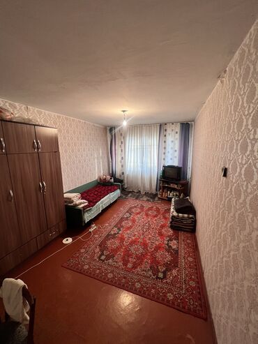 1 комнатная квартира аламидин 1: 2 комнаты, 48 м², 104 серия, 5 этаж, Старый ремонт