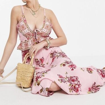 Haljine: River Island S (EU 36), bоја - Šareno, Top (bez rukava)
