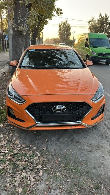 срочно продаю хонда серви: Hyundai Sonata: 2019 г., 2 л, Автомат, Газ, Седан