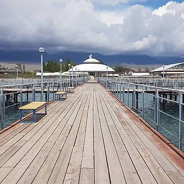 Посуточная аренда квартир: Сдаются просторные апартаменты/коттедж в центре отдыха «Лазурный — 9