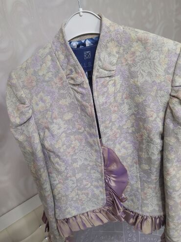 пиджак кастюм: Пиджак новый от Дома Моды Дильбар размер 40-42