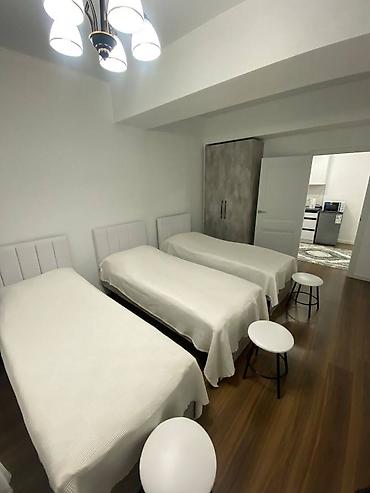 Посуточная аренда квартир: Сдается меблированная квартира с отдельными спальнями и просторной — 2