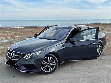 2015: Mercedes-Benz E-Class: 2.2 l | 2015 il Sedan — 2