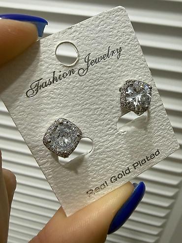 Bijuteriya: Qızıl suyuna çəkilmiş zərif klips sırğalar - Model: Fashion Jewelry - — 1