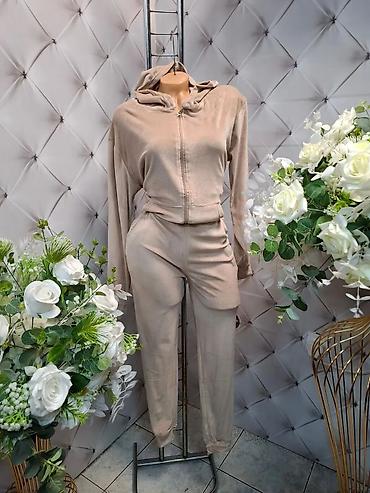 Kompleti: ❤️❤️ veliki izbor plisanih kompleta 2400 vel M/L i XL/XXL❤️❤️ — 11