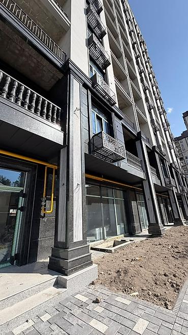 сдаю помещение кафе: 🏢 СДАЁТСЯ КОММЕРЧЕСКОЕ ПОМЕЩЕНИЕ — 300 м² 📍 мкр. Кок-Жар, ул. Тон 1 — 3