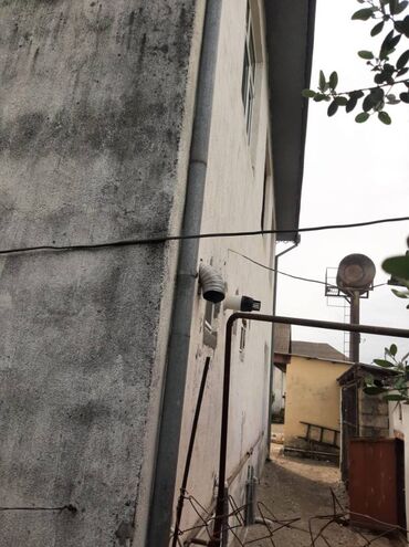 Həyət evləri və villaların satışı: 6 otaqlı, 165 kv. m — 4