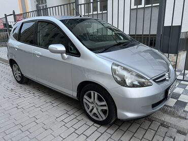 авто в рассрочку без первоначального взноса бишкек: Honda Fit: 2003 г., 1.5 л, Вариатор, Бензин, Хетчбек