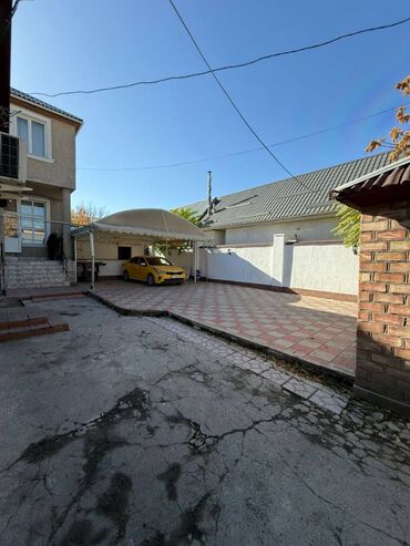 Долгосрочная аренда домов: 300 м², 10 комнат — 1