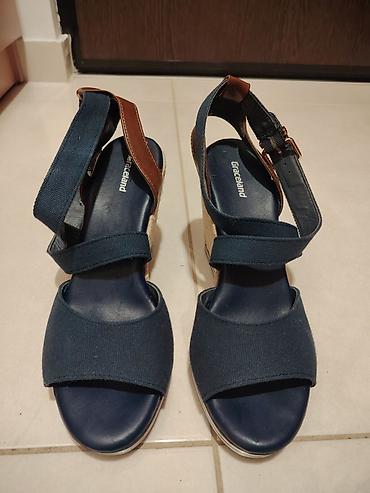 Sandale: Ženske sandale na punu petu – Graceland - Model: espadrile na — 11