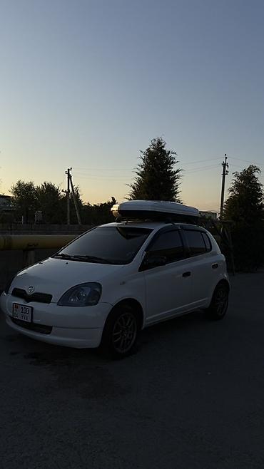 японка машина: Toyota Yaris: 2001 г., 1.3 л, Механика, Бензин, Хэтчбэк — 4